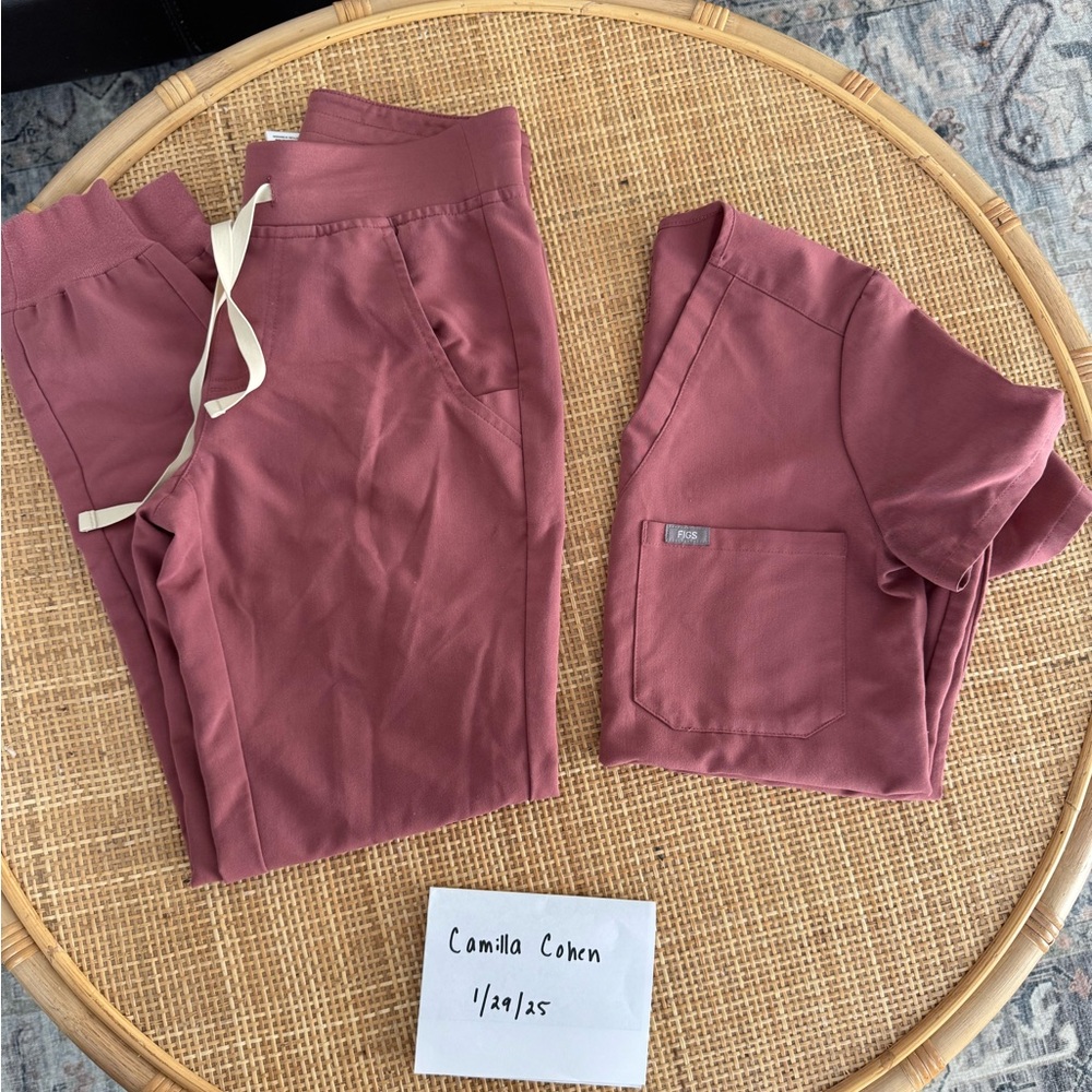 Figs Scrubs Mauve